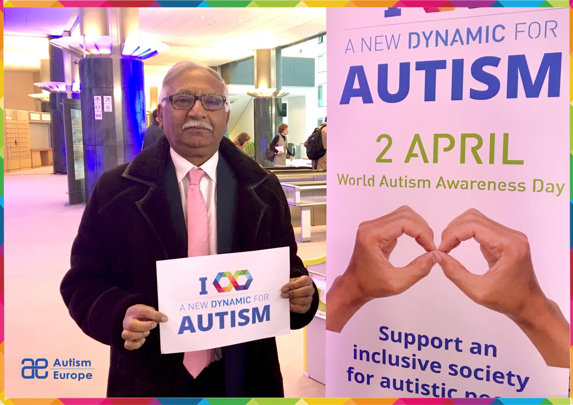 Amjad Bashir @AmjadBashirMEP · Apr 4, 2019 Proud to take part in the awareness campaing "A New Dynamic for Autism" 